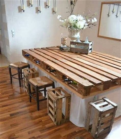 Кухонный стол из подручных материалов фото