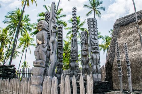 The History Of Tiki Carvings Comet Atomic