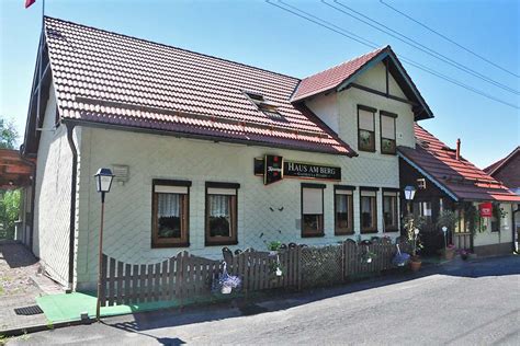 Wir heißen sie im 'haus am berg' herzlich willkommen. Gasthaus und Pension Haus am Berg - Goldlauter-Heidersbach ...