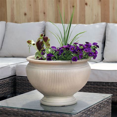 Sunnydaze Elizabeth Ribbed Urn Flower Pot Planter Outdoorindoor