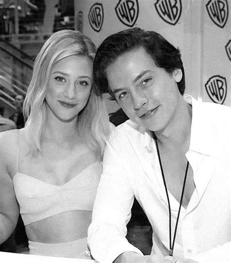 Lili Reinhart And Cole Sprouse In Lili Reinhart And Cole Sprouse Cole Sprouse Lily Cole