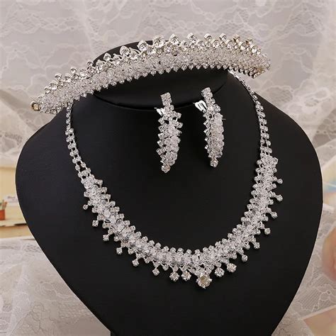 Nova Hand Made Crystal Necklace Earring Tiara Set Wedding Bridal