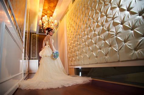Untuk tanya2 dan info detail nya tolong sms / wa saya saja di 08170817786 (fast respond). vannesza make up artist Bandung: Vannesza Bridal Collection ( Sewa Gaun Pengantin Bandung)