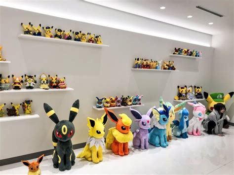 Life Size Versions Of Eevee Evolutions Are Actually Life Sized Compared