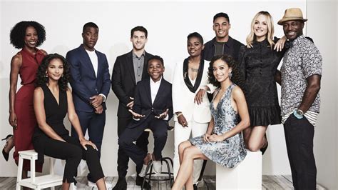 Who S Who On The Cw S New Football Drama All American Photos