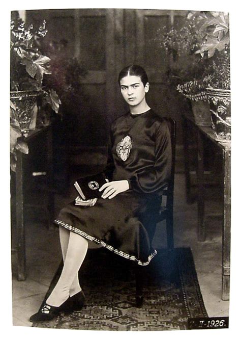 Rare Photographs Of Frida Kahlo On Display At Throckmorton Observer