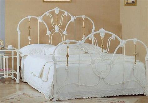 White Gloss And Brass Ornaments Metal Queen Bed