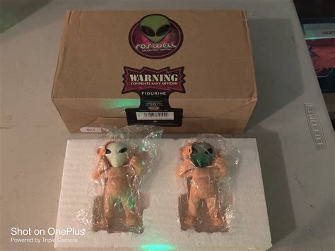 116 Roswell Alien Figures Mint In Box Movin On Estate Sales