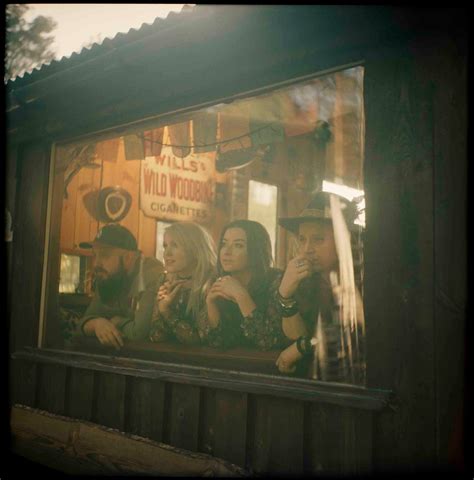 Premiere The Wandering Hearts Debut Western Themed Visuals For Devil