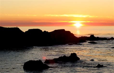 Sunset Over Monterey Bay Sun Setting Over Monterey Bay Near Rocky Ridge