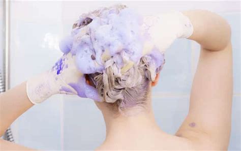 I know, it's totally irrelevant but you never know how things might relate to each other in your daily life. Can you mix hair dye with conditioner and shampoo? How?