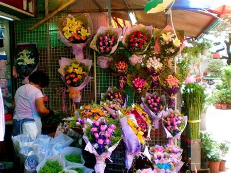 Flower Market On Prince Edward Road Prince Edward Flower Market Hong Kong Table Decorations