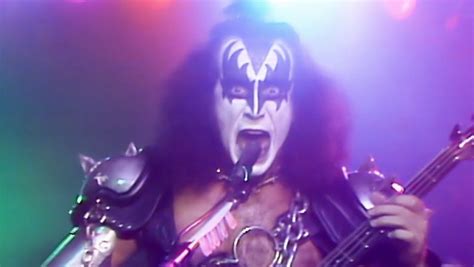 Kiss I Love It Loud Music Video From 1982 The 80s Ruled
