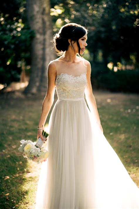 Romantic Open Back Tulle And Lace Wedding Dress