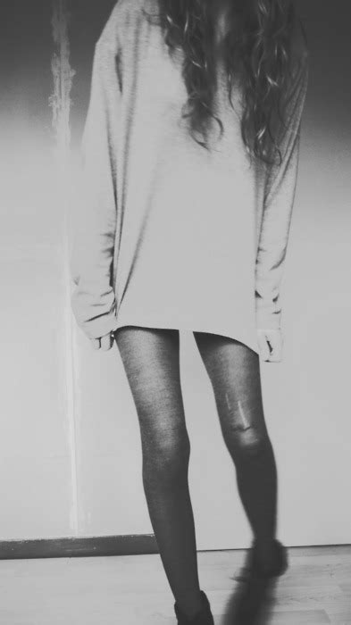 Anorexia Perfect Skinny Thigh Gap 1000105 Starvingperfection