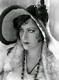 billa's dolls and fashions: Classic Hollywood: Miss Sadie Thompson