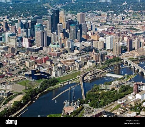 Minneapolis Mn High Resolution Stock Photography And Images Alamy