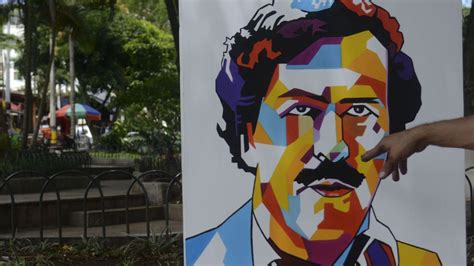 La Vie Secrète De Pablo Escobar Les Mémoires De Sa Veuve Près De 30