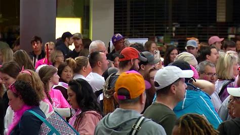 Hundreds Gather At Mall Of America To Show Support For Those Impacted