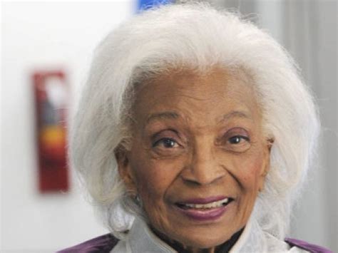 Trailblazing Star Trek Actress Nichelle Nichols At The Center Of