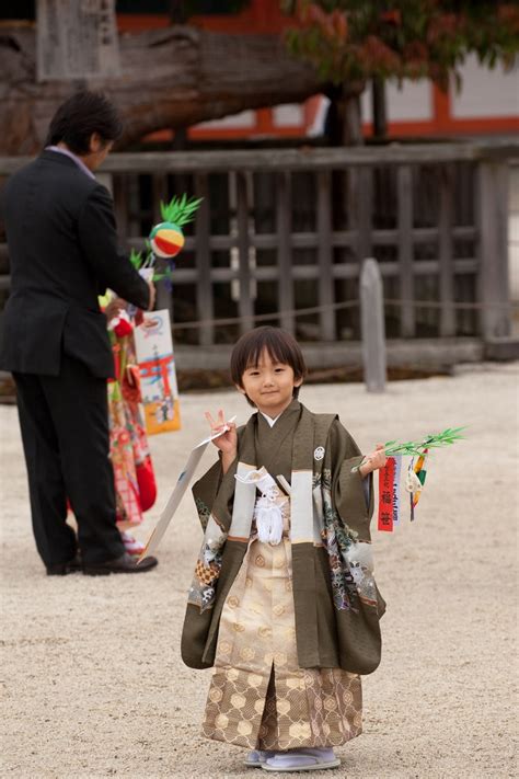 Children In Kimono Including Boy Hakama Japanese Outfits Japanese