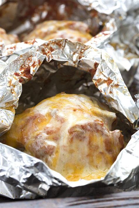Keto cheesy bacon ranch chicken foil packet dinner · 1 lb boneless skinless chicken breast cut into bite sized pieces · 4 c broccoli · 1 c shredded . Keto Foil Pack Meals! Easy Low Carb 30 Minute Foil Packet ...