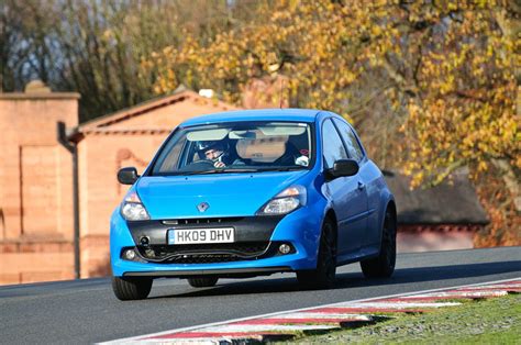 K Tec 215bhp Renaultsport Clio 200 Hot Hatchback News And Pictures Evo