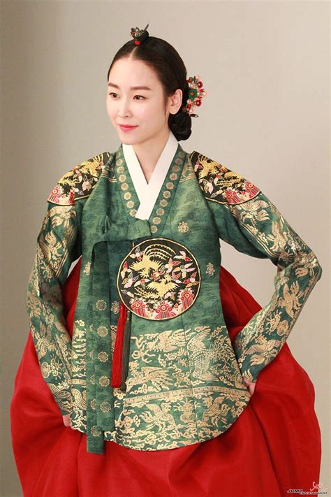 한복 Hanbok Korean Traditional Clothes[dress] Korean Traditional Dress Traditional Outfits