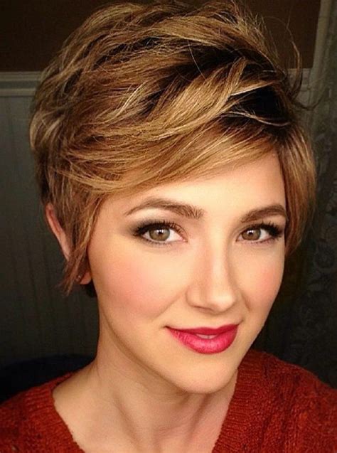 Layered bob haircuts, when added to thin hair creates the illusion of more volume. Trending Hairstyles 2019 - Short Pixie Hairstyles ...
