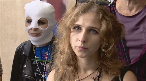 Pussy Riot Lesbian Singer Makes Daring Escape From Russia