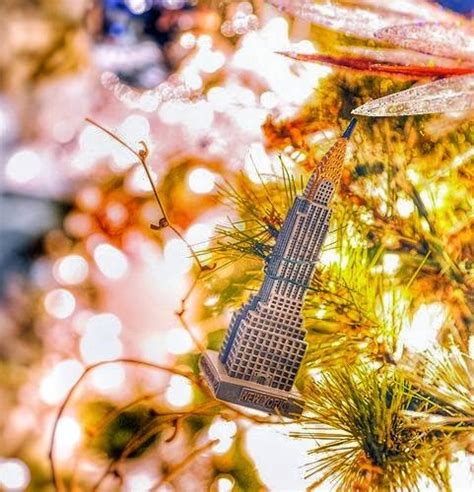 New York City Holiday Chrysler Building Ornament And Lights Christmas