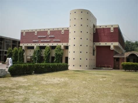 Lahore Crescent Model Higher Secondary School