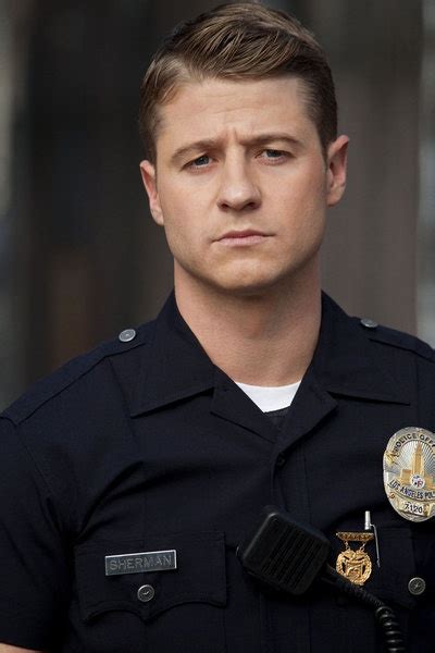 Ben Mckenzie Loved Him In The Oc Love Him Even More As A Cop