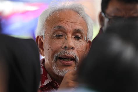 The former johor baru mp said umno would have been debating how his complicated network of political. kedai kopi merbok.....: MT Umno Tidak Pernah Dimaklum ...