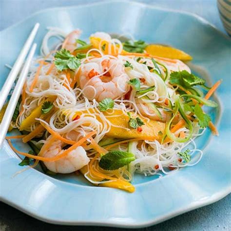 Prawn And Mango Glass Noodle Salad Healthy Recipe Ww Uk