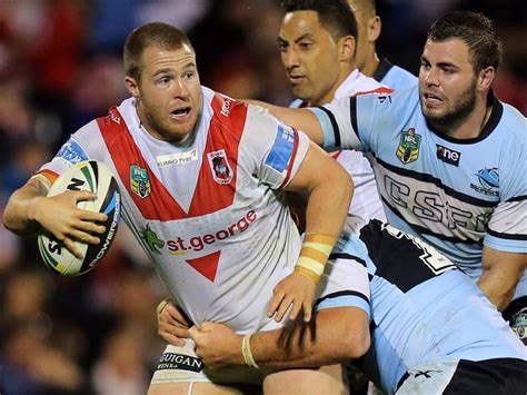 Trent Merrin Signs With Penrith Panthers But Wont Harm Dragons Focus