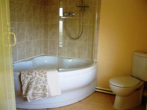 Corner Bathtub Shower Combination