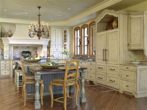 Antique Kitchen Islands Pictures Ideas And Tips From Hgtv Hgtv