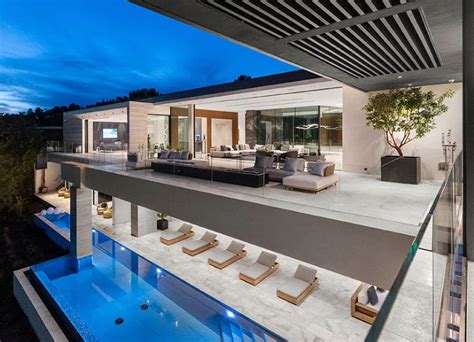 Beverly Hills Mansion Hits The Market For 1029 Bitcoins Or 65 Million