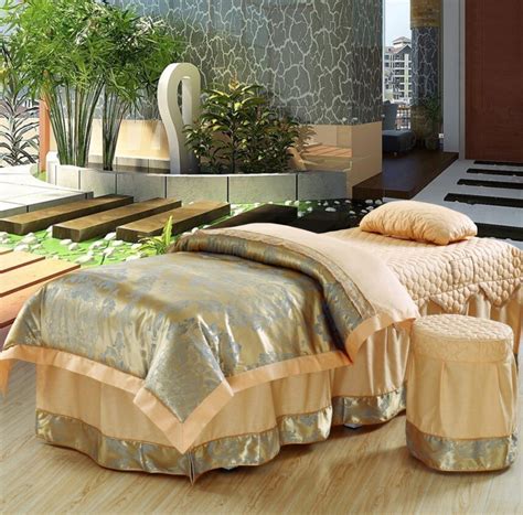 Printing Beauty Salon Bedspread Four Pieces Cotton Bedding Set Massage