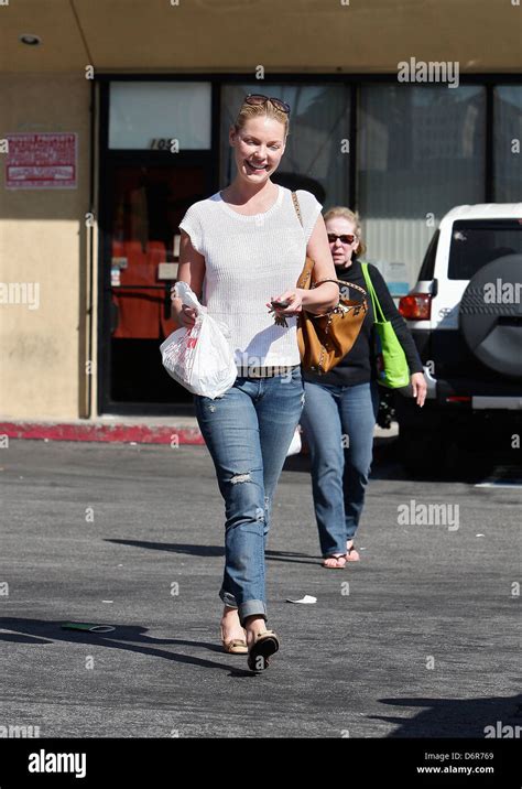 Katherine Heigl Running Errands With Her Mother Nancy In Beverly Hills Beverly Hills California