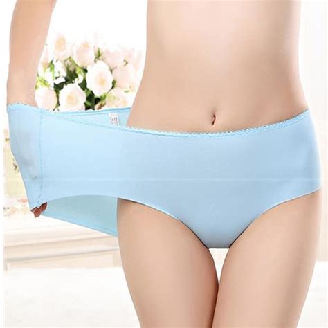 Aq184 New Fabric Ultra Thin Traceless Womens Underwear Sexy Women Seamless Panties Solid