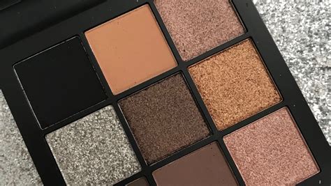 Huda Beauty Smokey Obsessions Palette Never Say Die Beauty