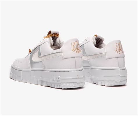 Nike women's air force 1 flyknit low basketball shoes. Nike Delights With Nike Air Force 1 Pixel Gold Chain ...