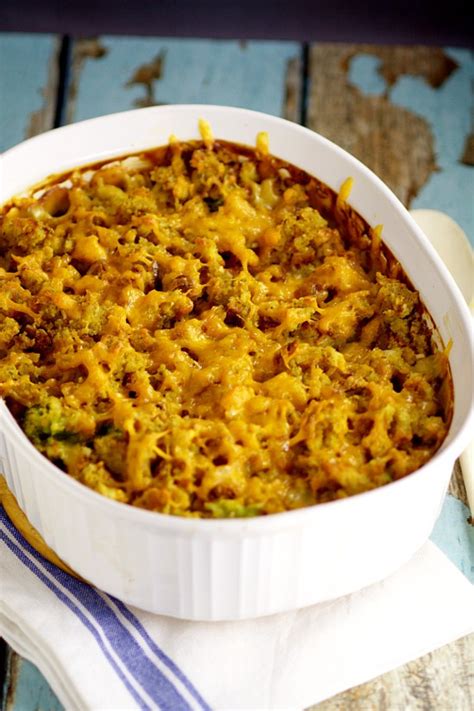 This deserves a spot on your weekly menu rotation. Cheesy Broccoli Stuffing Casserole | The Gracious Wife