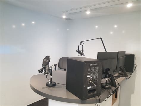 Sound Isolation Booths For Broadcast And Radio Station Studio Mecart