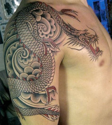 Thiết kế hình xăm có chủ đề về hoa độc và đẹp dành cho nam giới ở trên vai và lưng. 100+ Mẫu hình xăm rồng đẹp nhất hiện nay