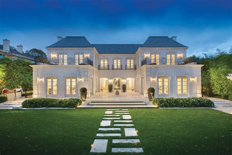 Classical Luxury Mansion Melbourne1