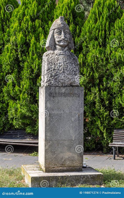 La Statue Du Roumain De Vlad Tepes Les Voivode De Vlad Dimpaler