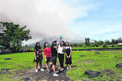 Erupting Mayon Volcano Sparks Philippine Tourism Boom Latest Travel